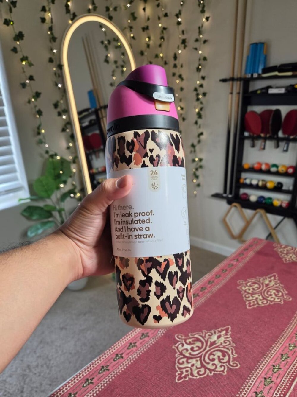 Owala Wild at Heart 32oz - BNWT